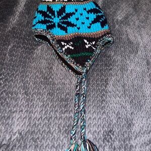 Vintage American Eagle Outfitters Trapper Hat - Blue and Brown